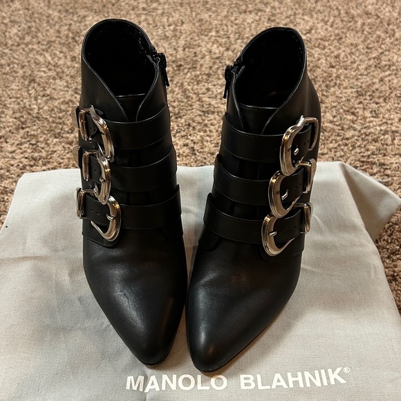 Manolo Blahnik EU 38. EUC 
Black ankle silver buckle boot - Picture 2 of 6